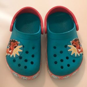 Little girls  Disney Moana Crocs